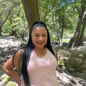 Meet your Posher, Sonia